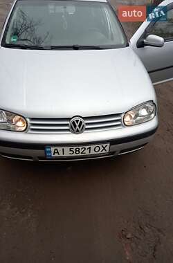 Volkswagen Golf  2003