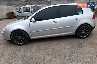 Volkswagen Golf 2005