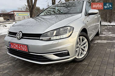 Volkswagen Golf  2019