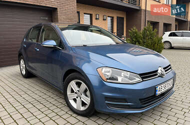 Volkswagen Golf  2017
