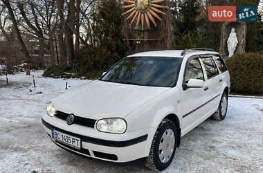 Volkswagen Golf  2001