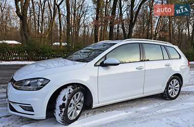 Volkswagen Golf  2019