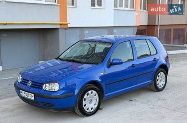 Volkswagen Golf  2001