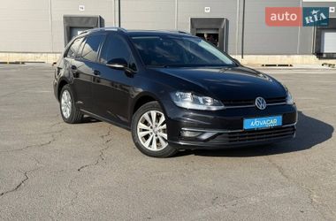 Volkswagen Golf  2017