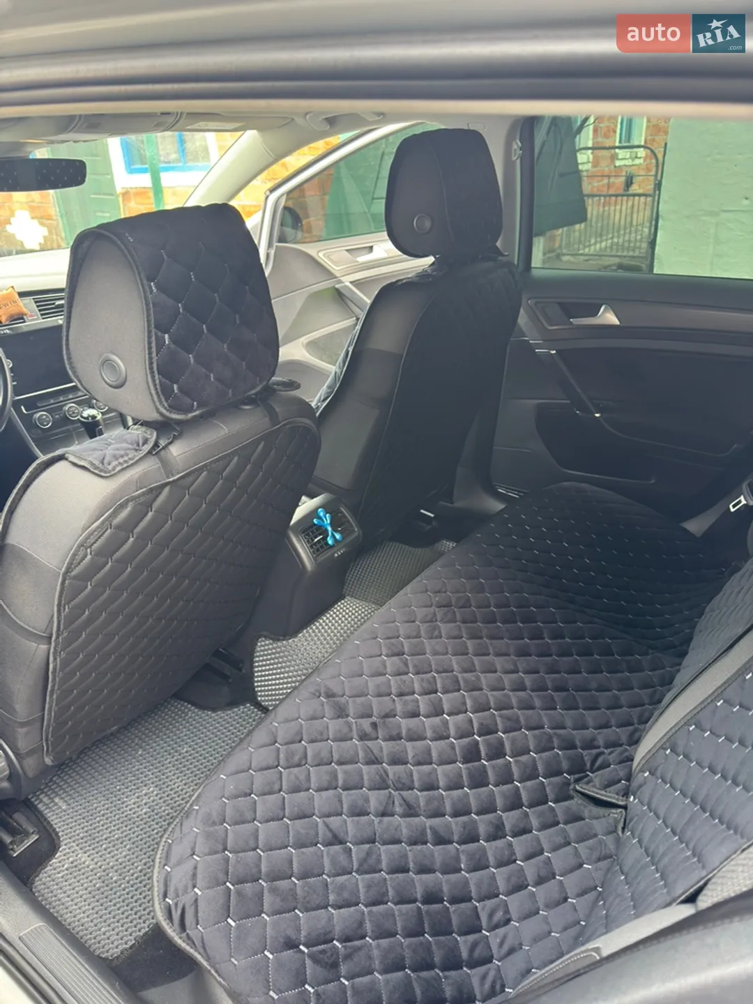 Volkswagen Golf 2018 VIN WVWZZZAUZJP601106 фото оголошення 13 з 47