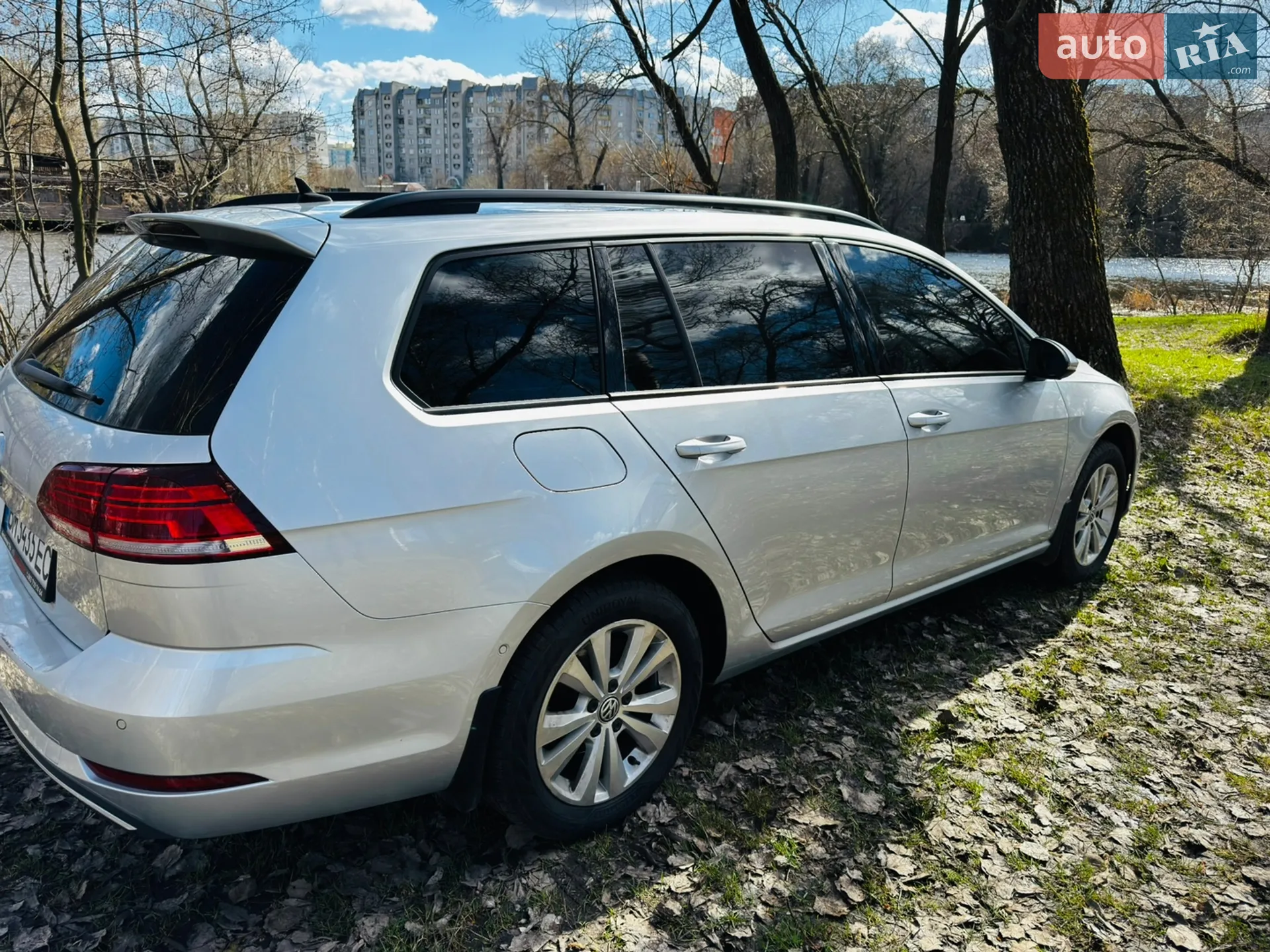 Volkswagen Golf 2018 VIN WVWZZZAUZJP601106 фото оголошення 5 з 47