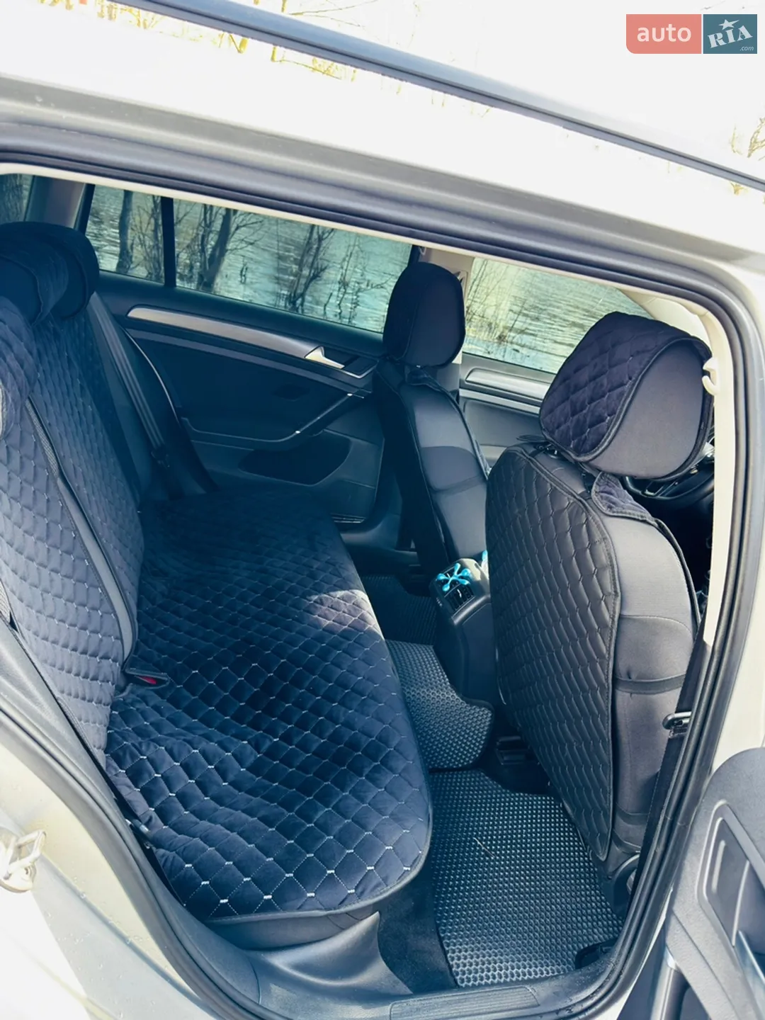 Volkswagen Golf 2018 VIN WVWZZZAUZJP601106 фото оголошення 31 з 47