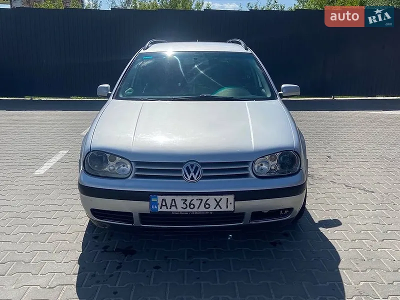 Volkswagen Golf