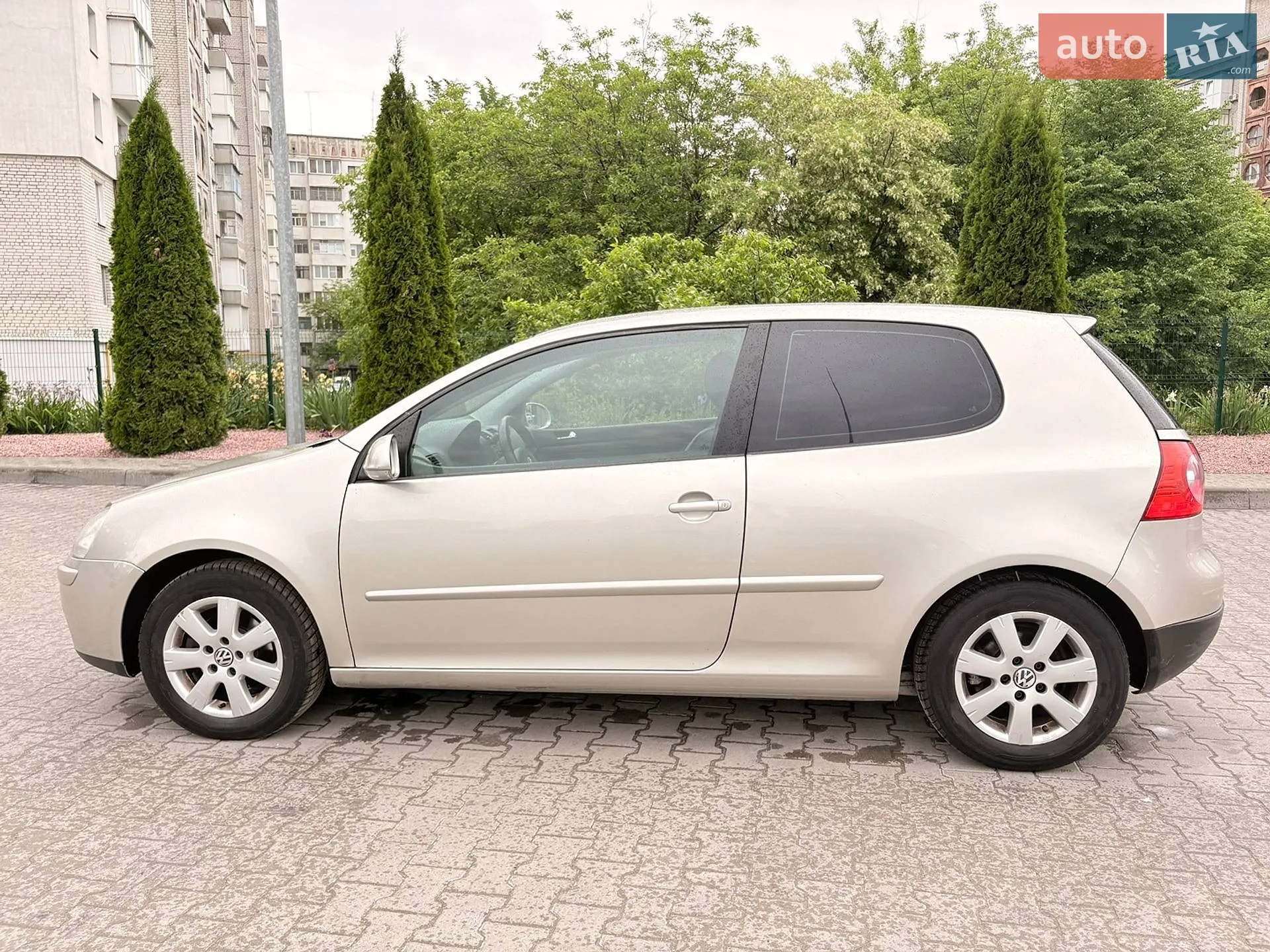 Volkswagen Golf 2004 VIN WVWZZZ1KZ4W134327 фото оголошення 4 з 49