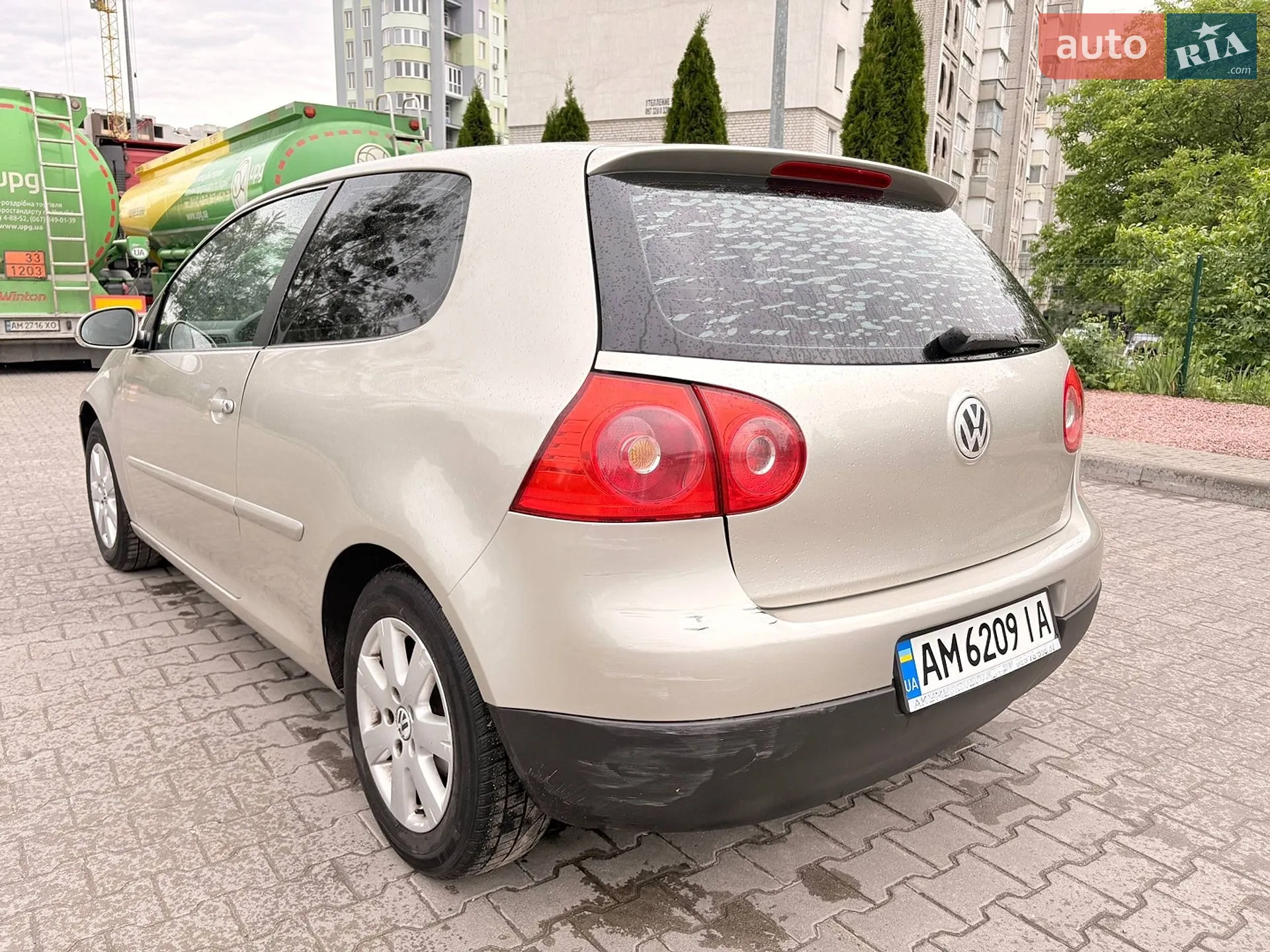 Volkswagen Golf 2004 VIN WVWZZZ1KZ4W134327 фото оголошення 8 з 49