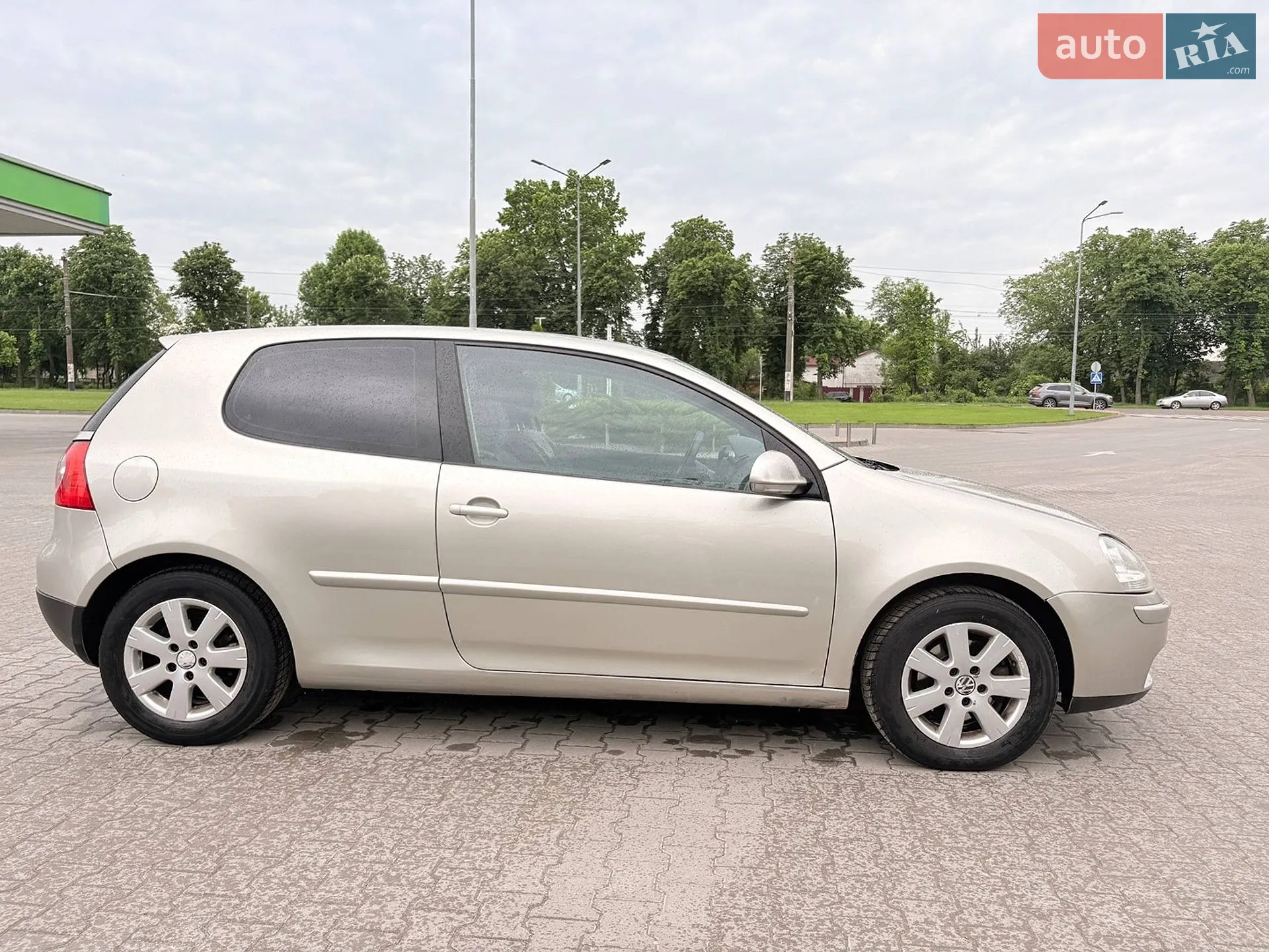 Volkswagen Golf 2004 VIN WVWZZZ1KZ4W134327 фото оголошення 5 з 49