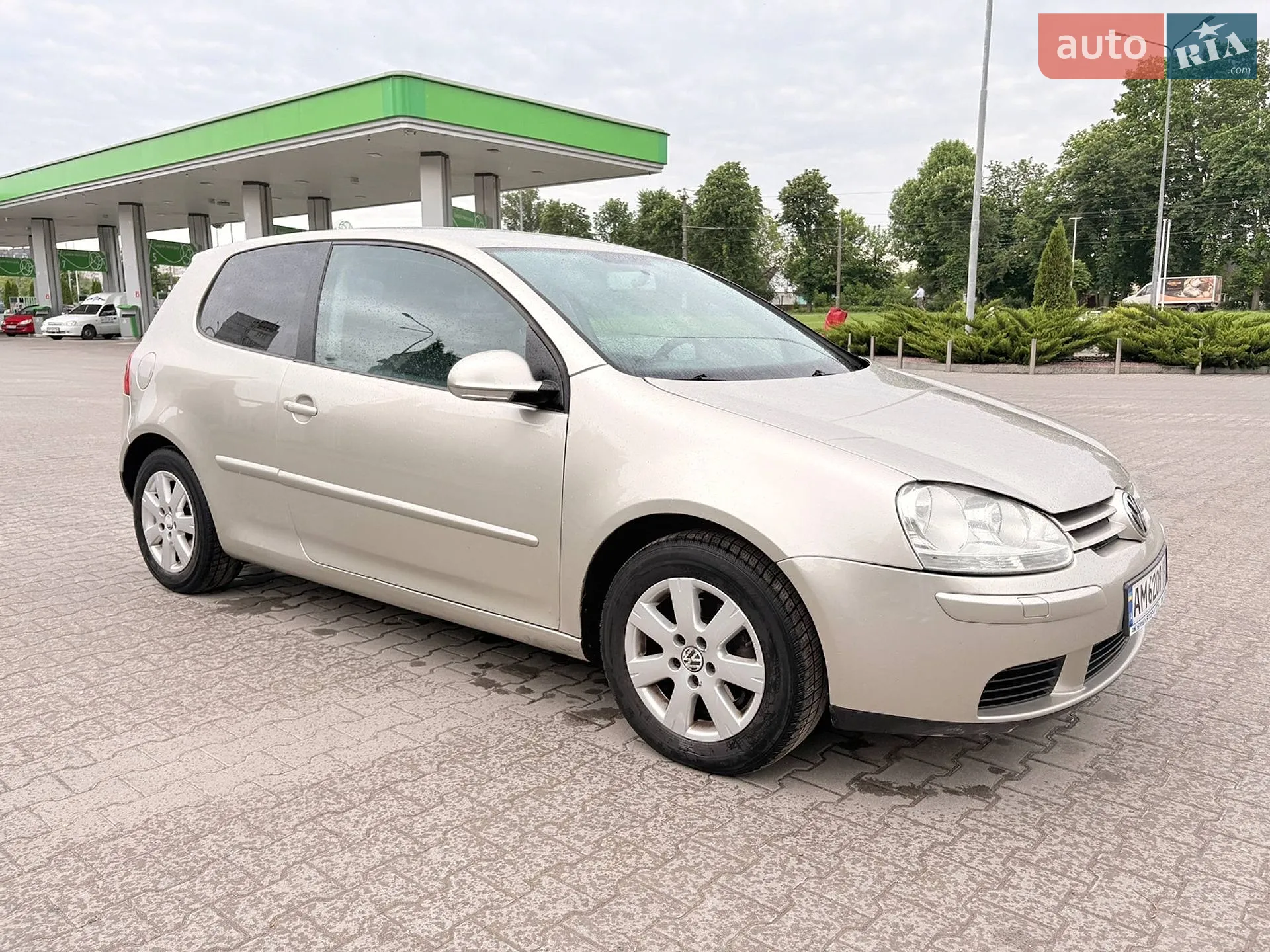Volkswagen Golf 2004 VIN WVWZZZ1KZ4W134327 фото оголошення 6 з 49