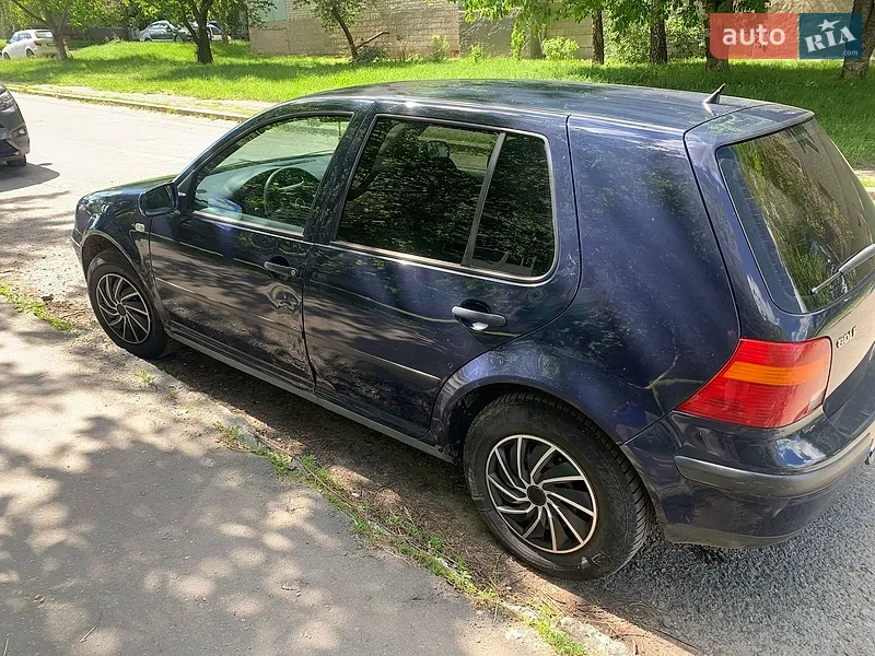 Volkswagen Golf 1998
