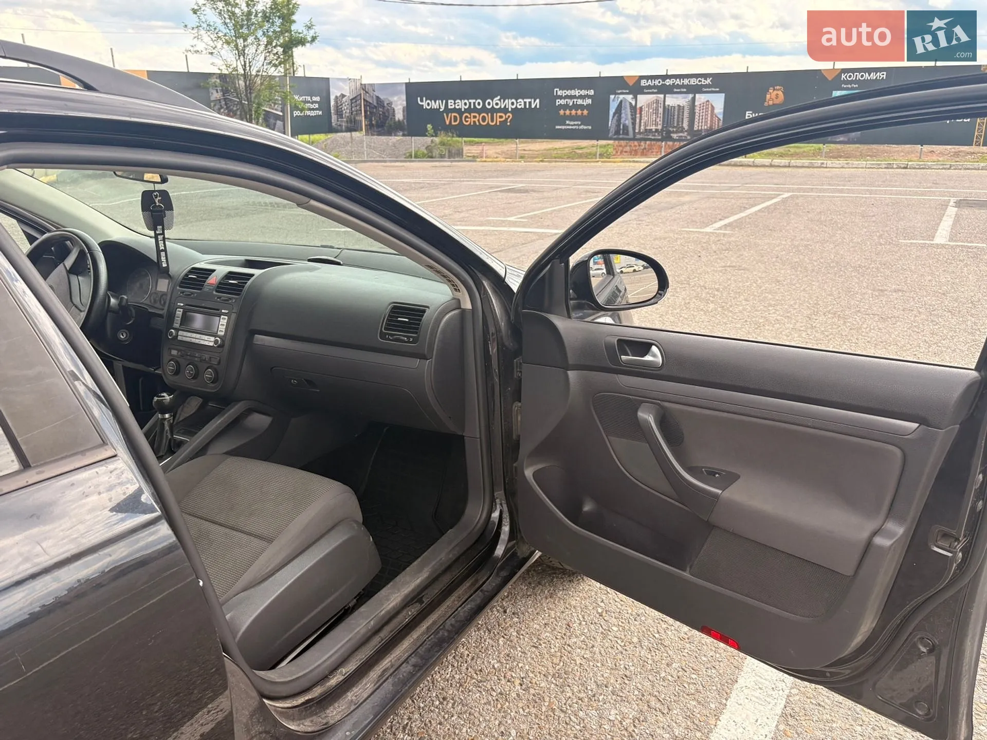 Volkswagen Golf 2007 VIN WVWZZZ1KZ8M332174 фото оголошення 9 з 12