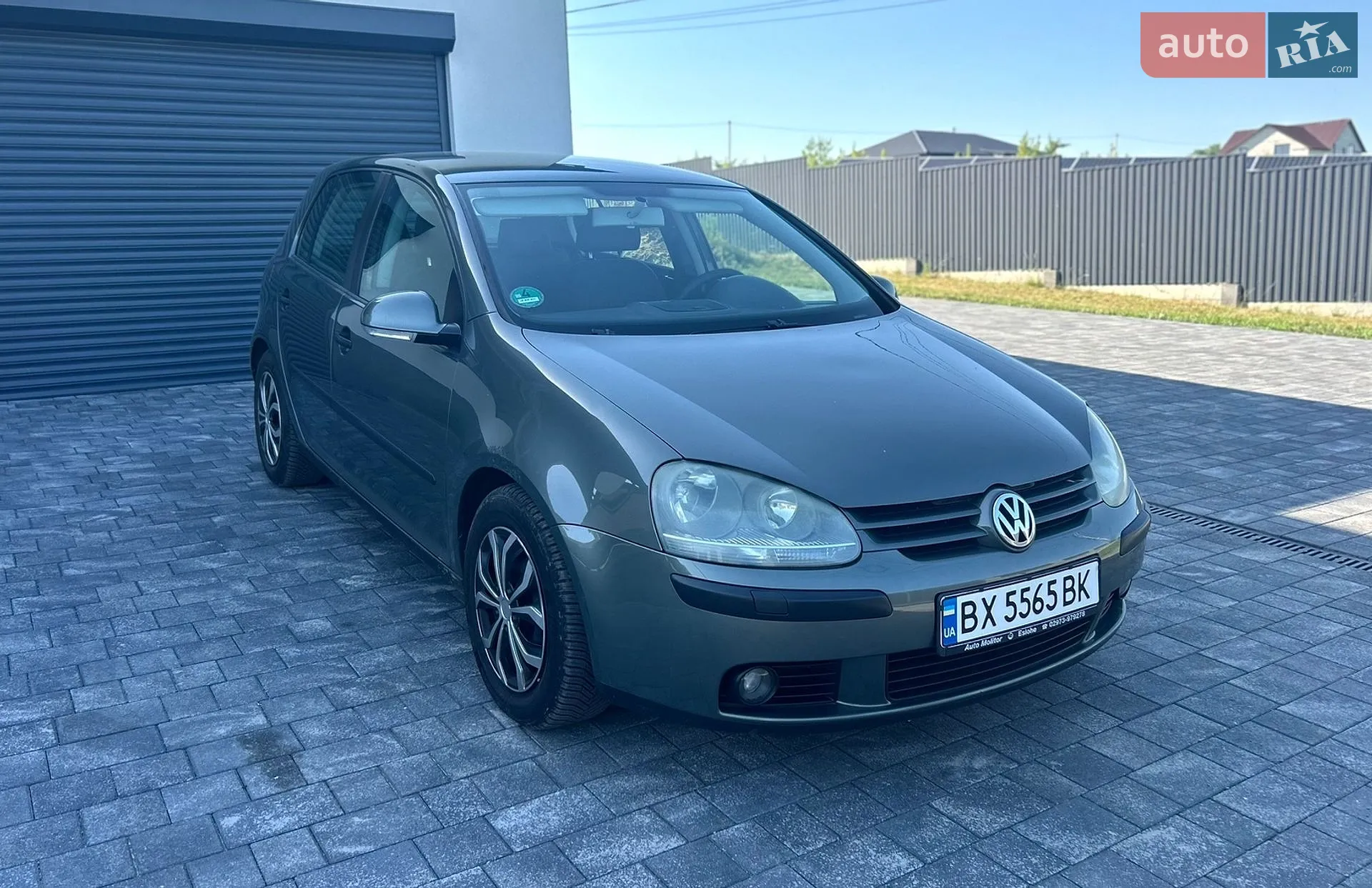Volkswagen Golf 2004 VIN WVWZZZ1KZ4W105328 фото оголошення 2 з 42