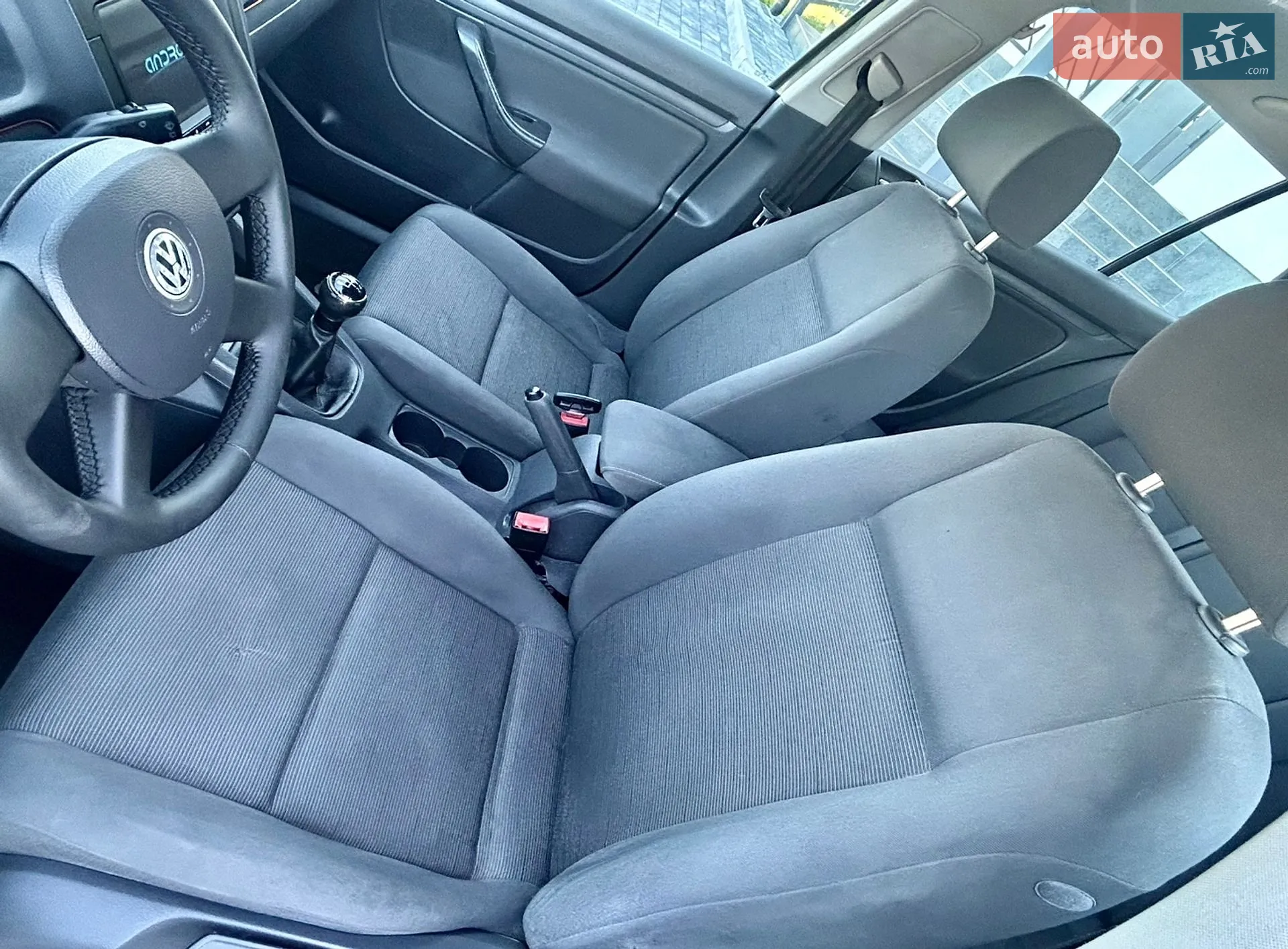 Volkswagen Golf 2004 VIN WVWZZZ1KZ4W105328 фото оголошення 18 з 42