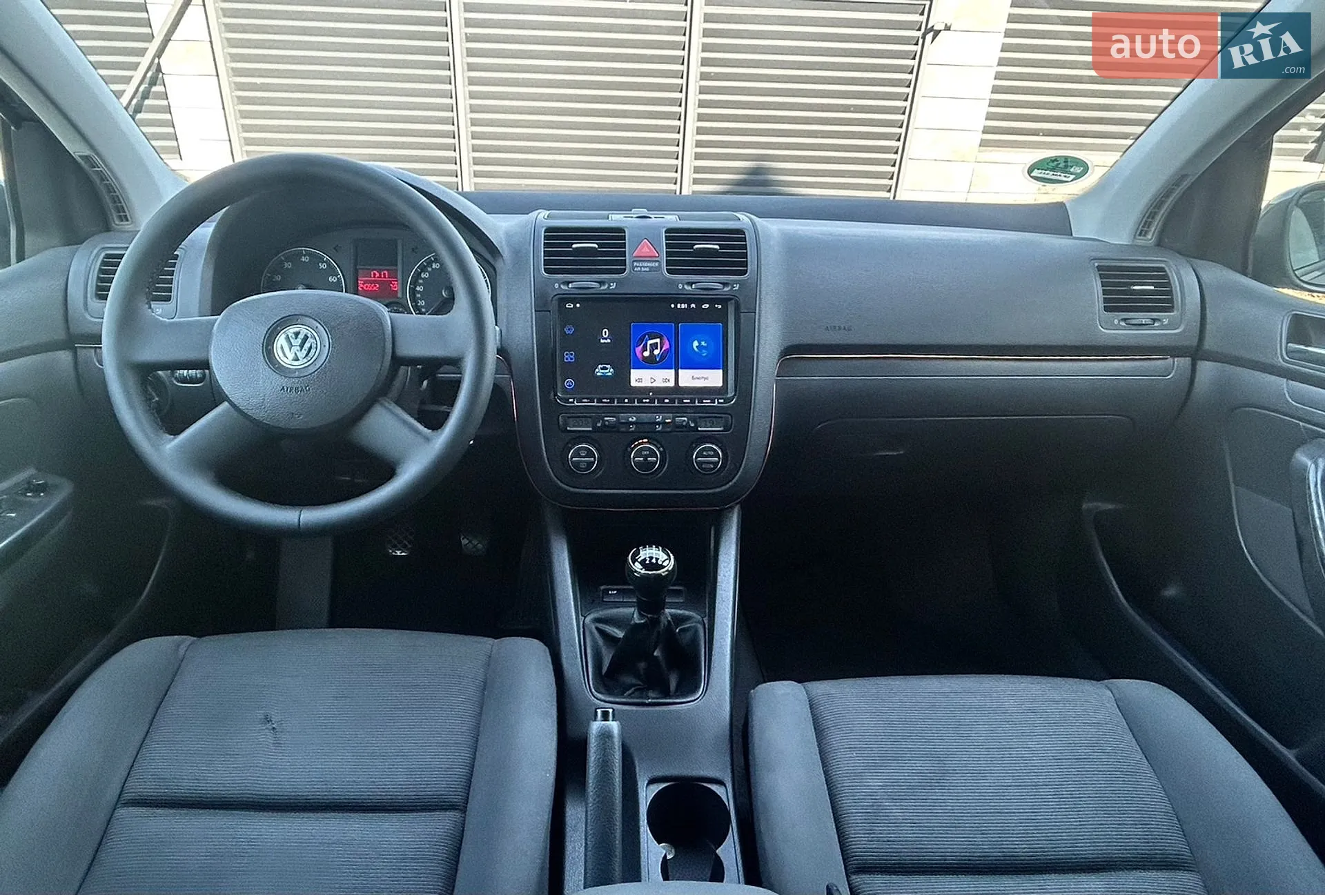 Volkswagen Golf 2004 VIN WVWZZZ1KZ4W105328 фото оголошення 3 з 42
