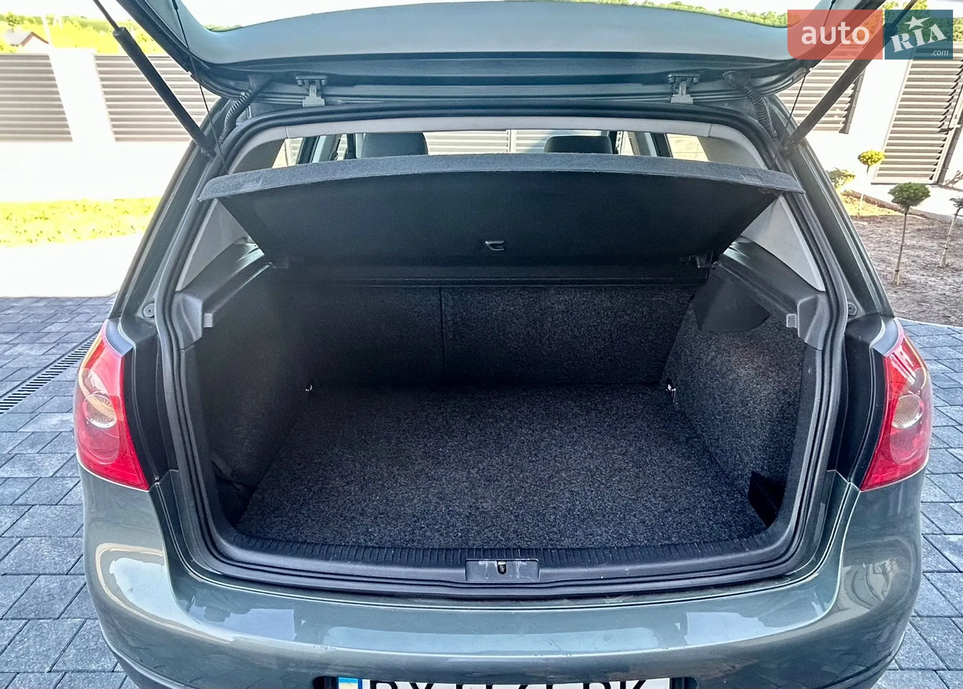 Volkswagen Golf 2004 VIN WVWZZZ1KZ4W105328 фото оголошення 37 з 42