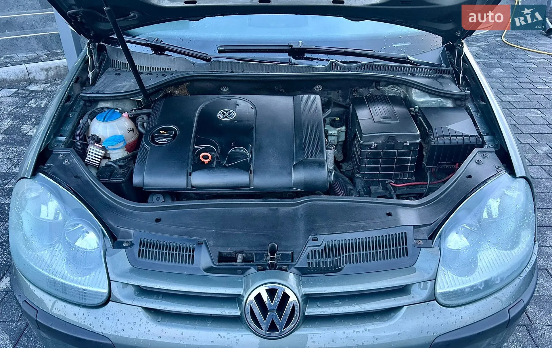 Volkswagen Golf 2004 VIN WVWZZZ1KZ4W105328 фото оголошення 35 з 42