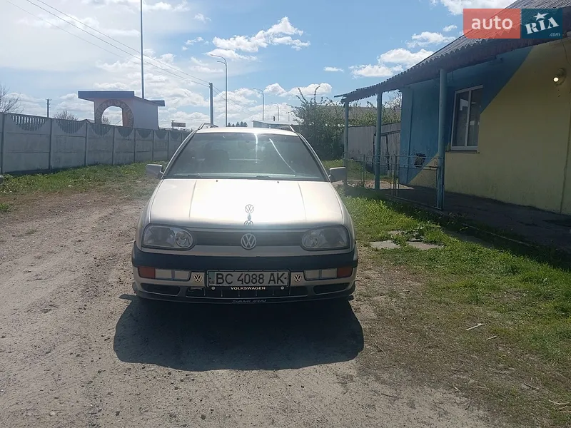 Volkswagen Golf