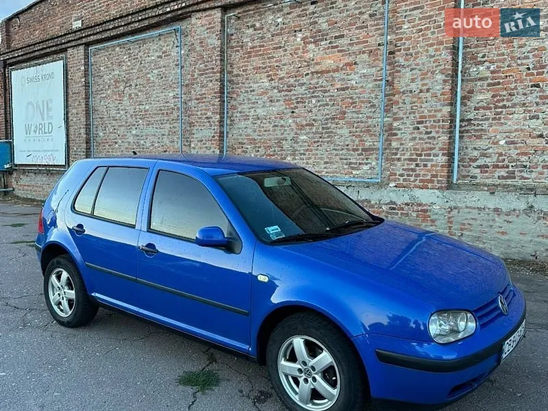 Volkswagen Golf