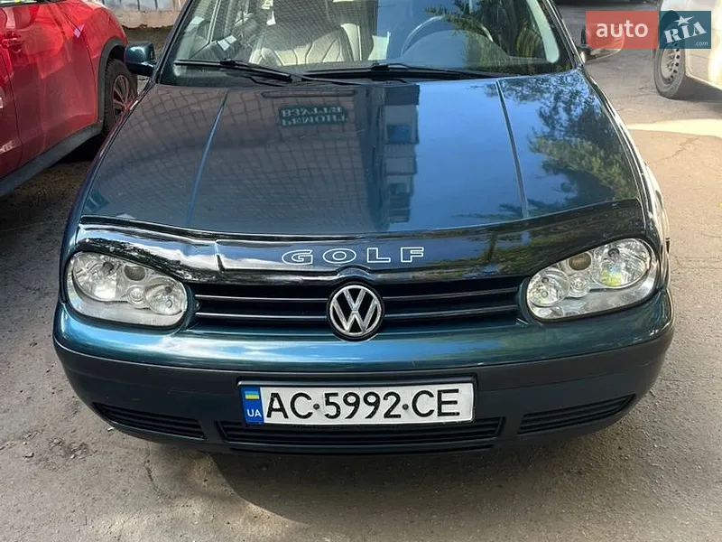 Volkswagen Golf