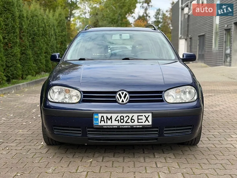 Volkswagen Golf