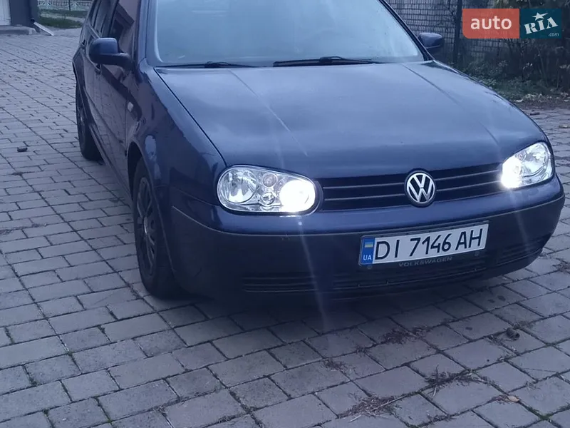 Volkswagen Golf