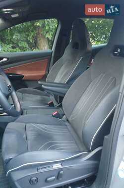 Volkswagen ID.4  2022