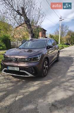 Volkswagen ID.6 Crozz 2021