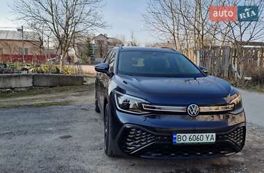 Volkswagen ID.6 Crozz 2023