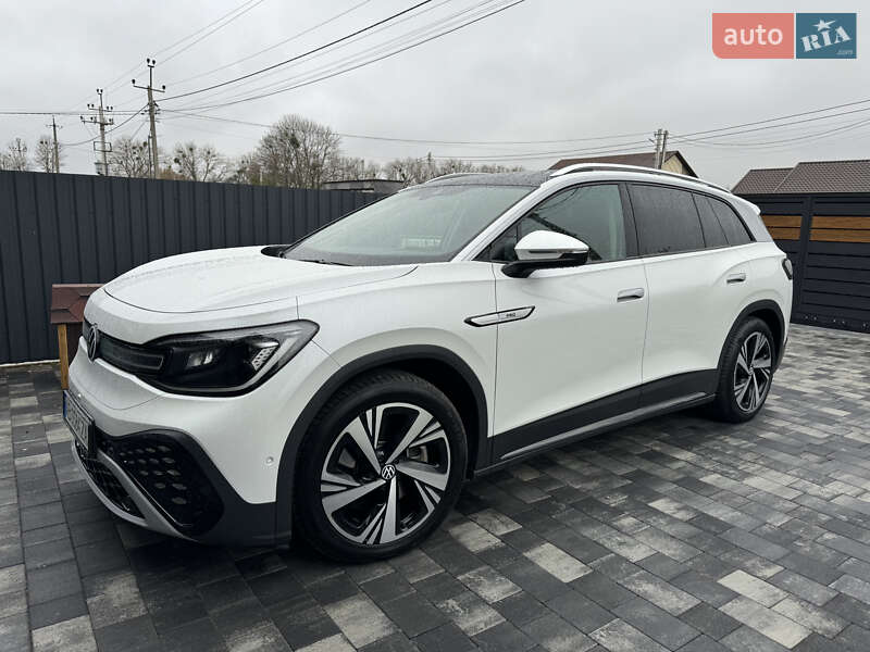 Volkswagen ID.6 Crozz