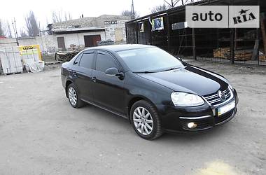 Volkswagen Jetta  2008
