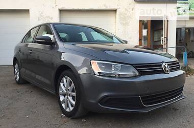 Volkswagen Jetta  2014