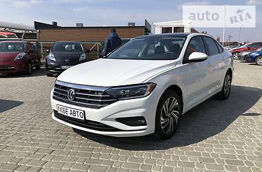 Volkswagen Jetta SEL Premium 2019