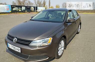 Volkswagen Jetta  2013