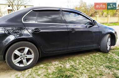 Volkswagen Jetta  2006