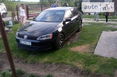 Volkswagen Jetta  2012