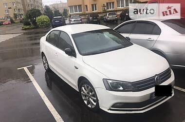 Volkswagen Jetta  2015