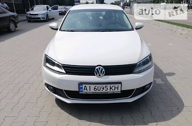 Volkswagen Jetta  2011