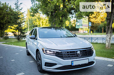 Volkswagen Jetta SEL 2018