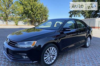 Volkswagen Jetta SEL 1.8 2015