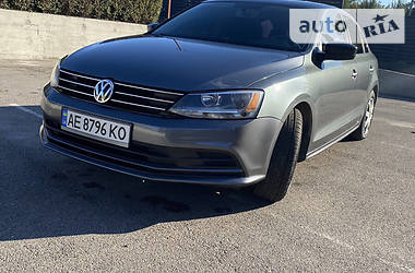 Volkswagen Jetta  2015