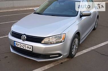 Volkswagen Jetta  2014