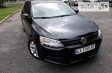 Volkswagen Jetta  2012