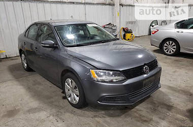 Volkswagen Jetta  2014