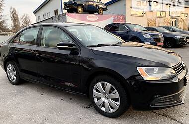 Volkswagen Jetta  2014