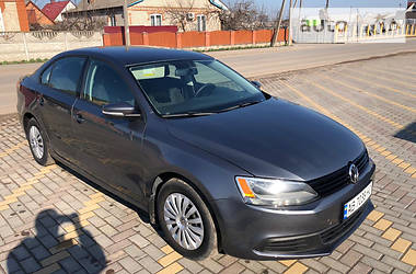 Volkswagen Jetta  2013