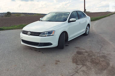 Volkswagen Jetta  2012