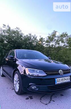 Volkswagen Jetta SEL 2012